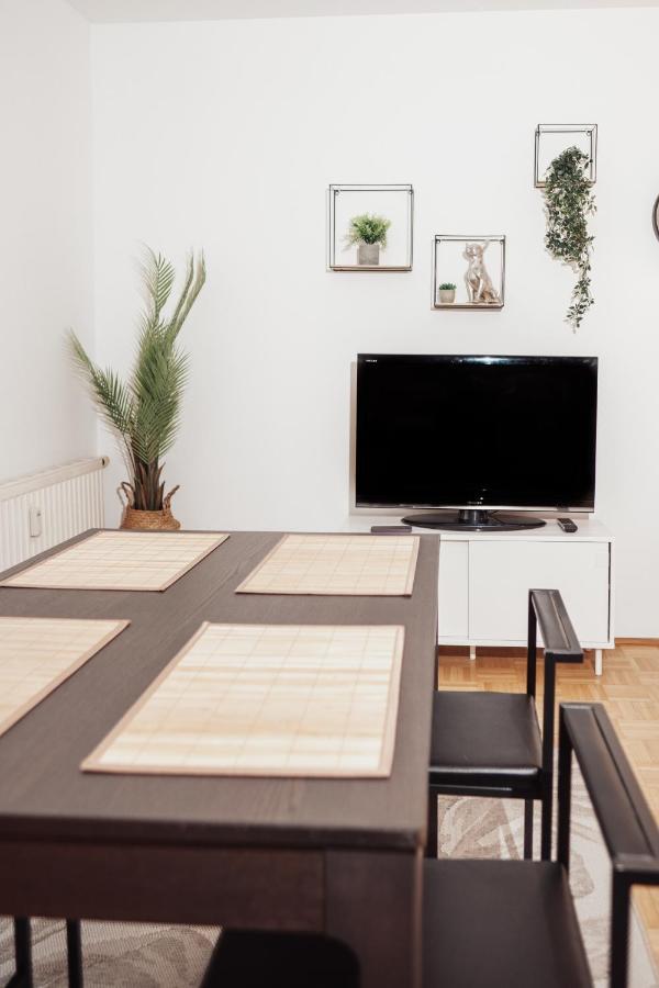 Buergerspitalgasse Zentrale Wohnung Am Westbahnhof Wenen Buitenkant foto